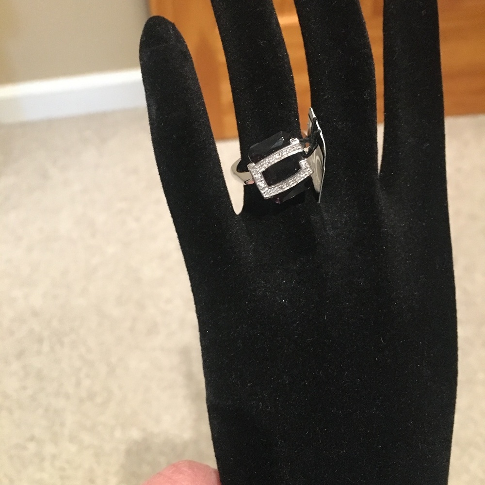 Guess Ring - Picture 6 of 10